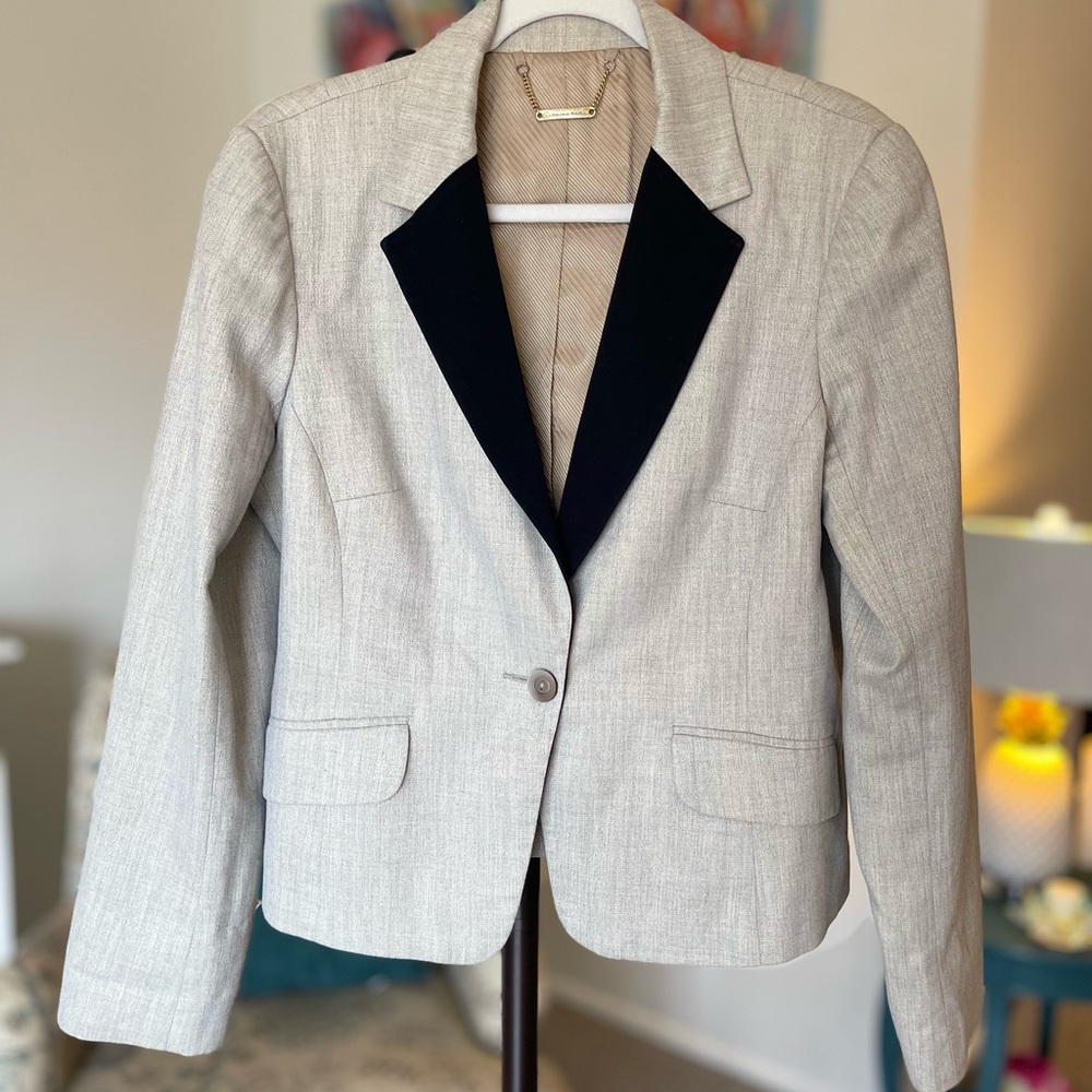 Trina Turk Shimmering Cream and Black Tailored Blazer